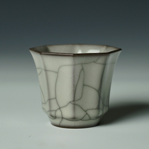 吴俊龙泉青瓷手工杯陶瓷品茗杯冰裂纹开片主人杯功夫茶单杯2