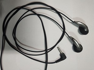 sony索尼MDR-E828泰版经典平头耳机买一送一，等长线