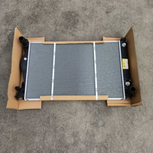 奥迪a6l散热总成