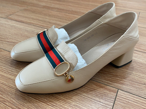 双凤皮鞋 单鞋女 米白色39码的 码数标准