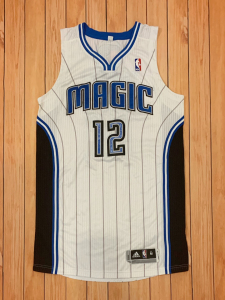 00 0人付款  淘宝 nba帕尼尼湖人球星卡 霍华德球衣卡物料patch 科比