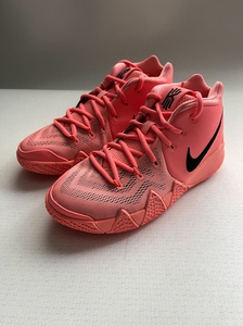 NIKE耐克Kyrie 4 GS 欧文4代 热熔岩 樱花粉蓝