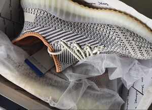 全新冠军联名款椰子鞋虾皮粉色44码,男鞋.上脚舒适,吊牌价5