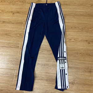 adidas 阿迪达斯 排扣裤 dh3155 xs码 女款水