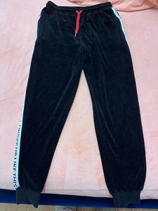 韩国品牌H:connect 女士休闲运动长裤黑色，丝绒面料，