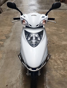 二手全面翻新原装本田优悦125cc女装代步燃油踏板摩托车整车