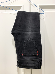 找有缘人啦# 尚谷小脚牛仔裤 黑色 尺码如图2