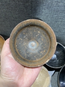 宋建窑建盏 兔毫官帽型,圆正平,一点点飞皮,其他普图,终身包