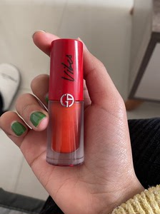 阿玛尼小胖丁唇釉唇彩,口红太多,闲置,绝对正品.色号405感