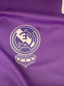 皇马16-17赛季紫色c罗客场球衣 有臂章 有印号 顶级泰版