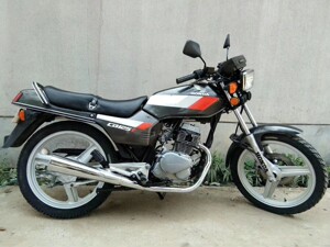 二手摩托车进口双杠本田王cbt125,原版原车,怠速稳定声音