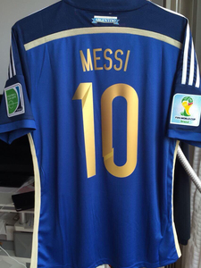 14世界杯决赛版阿根廷10号梅西章印齐全球衣，全新有吊牌很难
