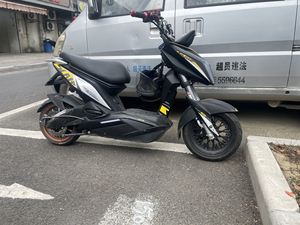 新蕾电动车战警x5独角兽有喜欢的来看看两千瓦电机三千瓦控制器