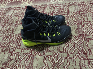 耐克篮球鞋 nikehd2013  42.5尺码远鞋底  重