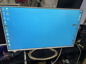 tb592651661淘宝wescom长城32寸显示器,三色32寸显示器.