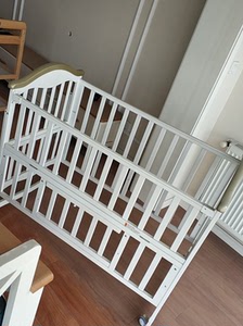 贝唯他bebivita婴儿床