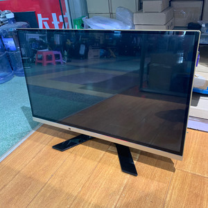 优威派克32寸一体机屏加外壳 不带电源和主板硬盘便宜出