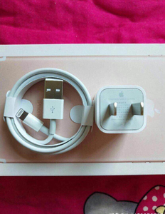 个人闲置苹果7p原装数据线充电器,全新正品未使用,苹果手机6