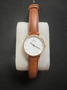 dw手表女34mm皮带9新镶钻满天星女表简约石英表丹尼尔惠灵