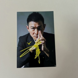 出刘德华签名照(亲笔)亲笔签名照保真,自己收藏了很多亲笔签名