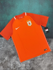 山东鲁能球衣2017