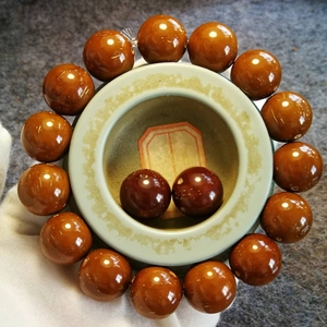 紫红皮紫金鼠光珠手串 爆款,拉人气,尺寸14-15mm左右