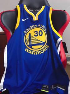 库里正品球衣,虎扑nba2kol2活动奖品,全新未穿过,带吊