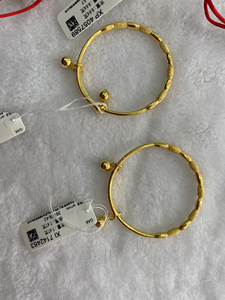 周生生足金儿童手镯