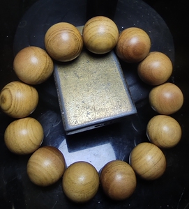 正品海南本地奶味沉香(学名假鹊肾,奶香木),1.8圆珠手串