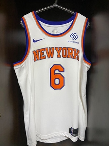 正品耐克赞助nba纽约波尔津吉斯球衣