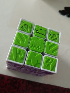 奥迪双钻正品魔方雪暴猎鹰     奇博少年     高级版