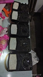 mf10万用表配件表上海第四电表厂产的出几个老式指针万用表，