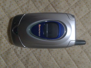 联想g901翻盖触屏手机,品如图,看好再联系2手物品拍下售出