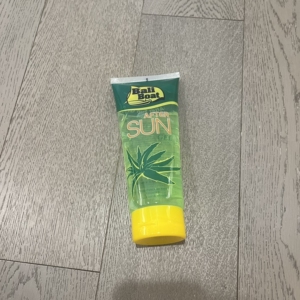 泰国bananaboat香蕉船儿童晒后修复芦荟凝胶90ml芦