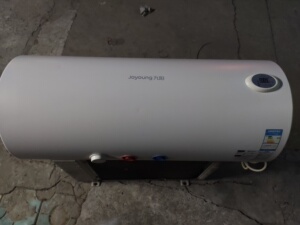九阳50升电热水器,全新正品行货500元包安装.