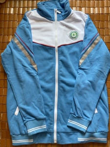 东莞大朗一中秋季天蓝色校服一套,有反光条,学生校服,全新,厚