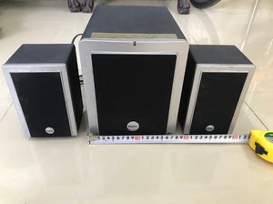 闲置海尔电脑音箱,海尔hs-2193有源音箱,木质材料,做工