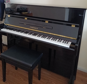 雅马哈ys3钢琴