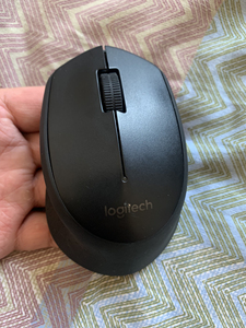 罗技m280 鼠标 无线鼠标 办公鼠标 右手鼠标 黑色 带无