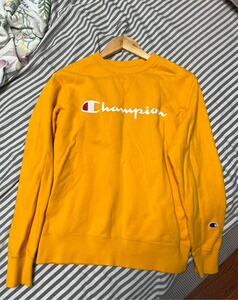 champion冠军黄色套头卫衣