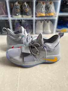 nike pg2.5 playstaition 拉塞尔gu