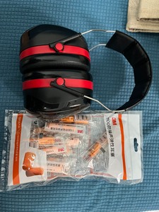 【转卖】3M进口专业隔音耳罩防噪睡眠工作学习降噪耳罩保护听力
