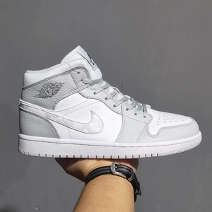 正品乔丹 nlke aj1 mid迷雾灰白 迷彩蓝球鞋 中帮