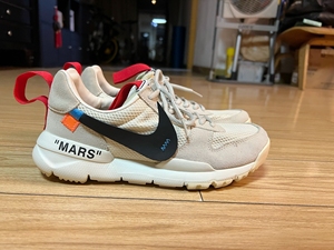 nike 耐克 宇航员 mars 权志龙联名 运动鞋,全新