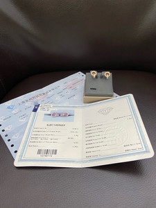 金伯利金au750钻石耳钉,证书发票 有 ,专柜价10422