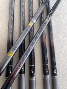 达瓦黑钢竞技超硬10h黑坑飞磕鱼竿高碳罗非竿超轻鲤鱼竿台钓竿