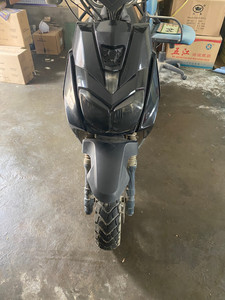 000人付款淘宝二手路虎八代踏板 摩托车1131239357jk1800.