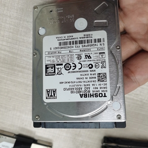 东芝1t机械硬盘,笔记本升级拆下的,2.5寸硬盘 无坏道便宜