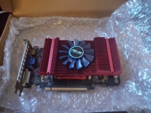 华硕gts450 gddr5 512m