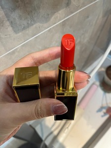 tf汤姆福特口红15号 偏红色但不深的红 未使用,凑单购买_阿里巴巴找货